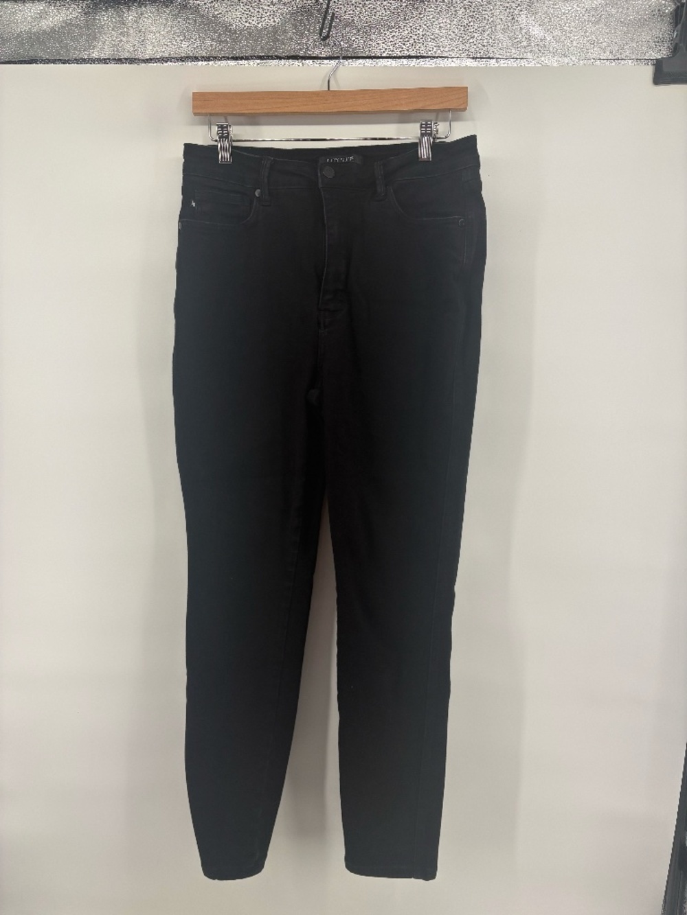Judy Blue black washed high rise skinny jeans size 13/31